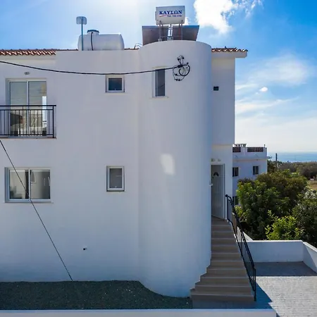 Willa Contemporary 3 Bedroom Villa With A Private Pool Outside Paphos
